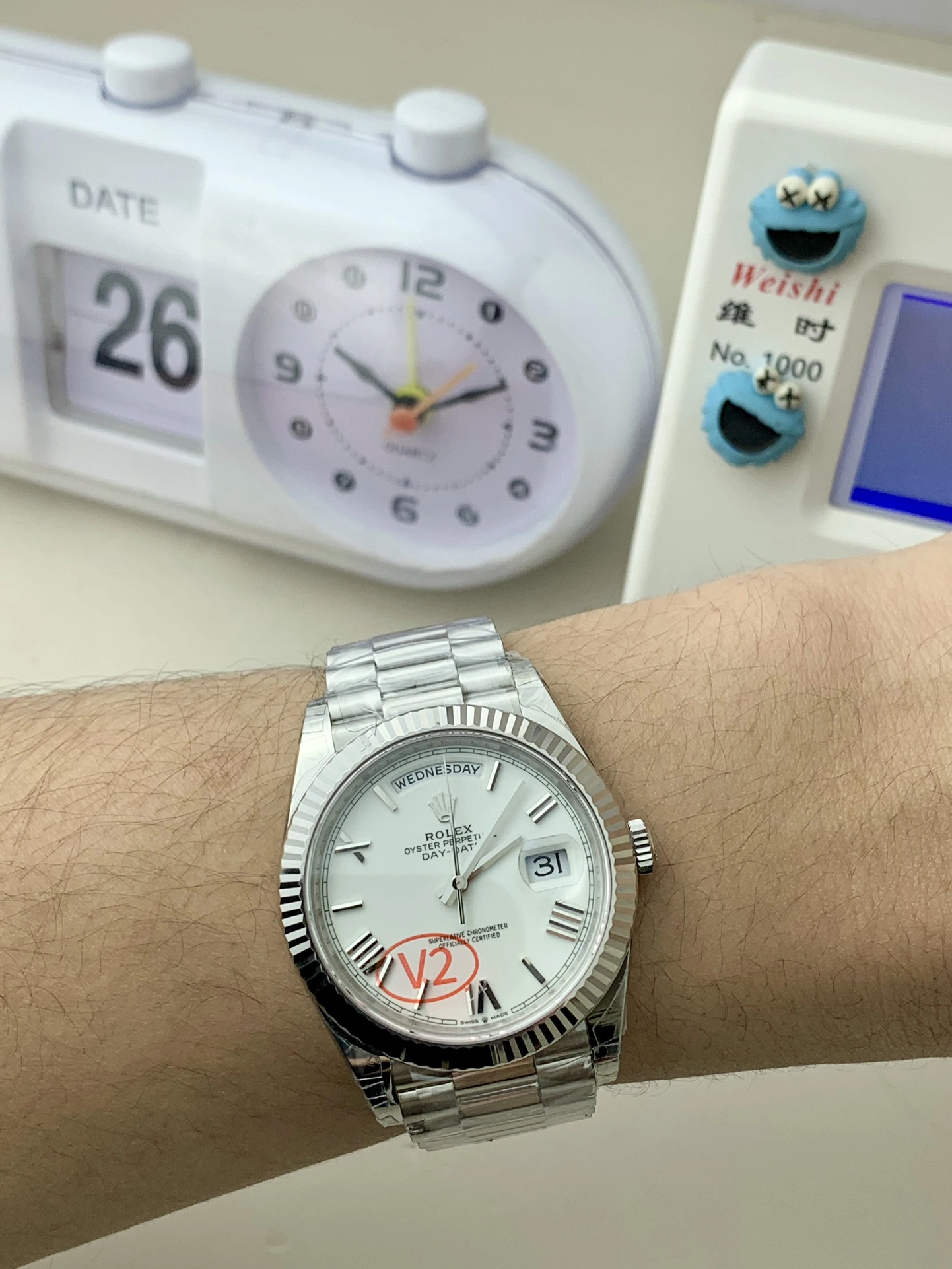 Fashionable CBD Factory (V2) Rolex Day-Date 40mm White Roman Dial Fluted Bezel President Bracelet (228239) 1:1 Super Clone – DD3255 Movement 135
