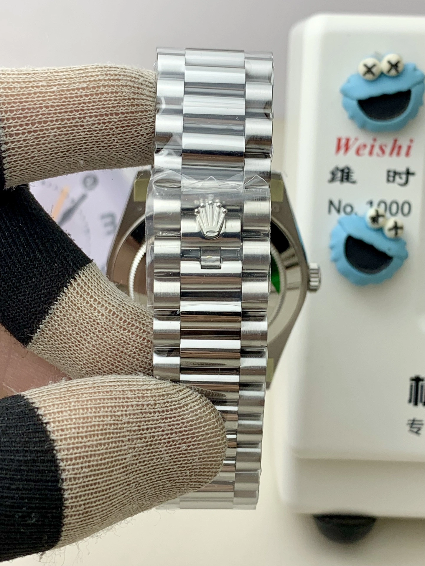 CBD Factory (V2) Rolex Day-Date 40mm White Gold Olive Green Sunburst Roman Dial Fluted Bezel President Bracelet (228239) 1:1 Super Clone – DD3255 Movement TechFriendly 134