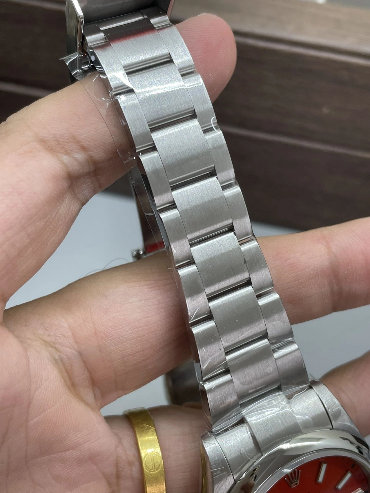 CBD Factory Rolex Oyster Perpetual 41mm Coral Red Dial Smooth Bezel Oyster Bracelet (124300) 1:1 Super Clone – DD3230 Movement Effortless 168