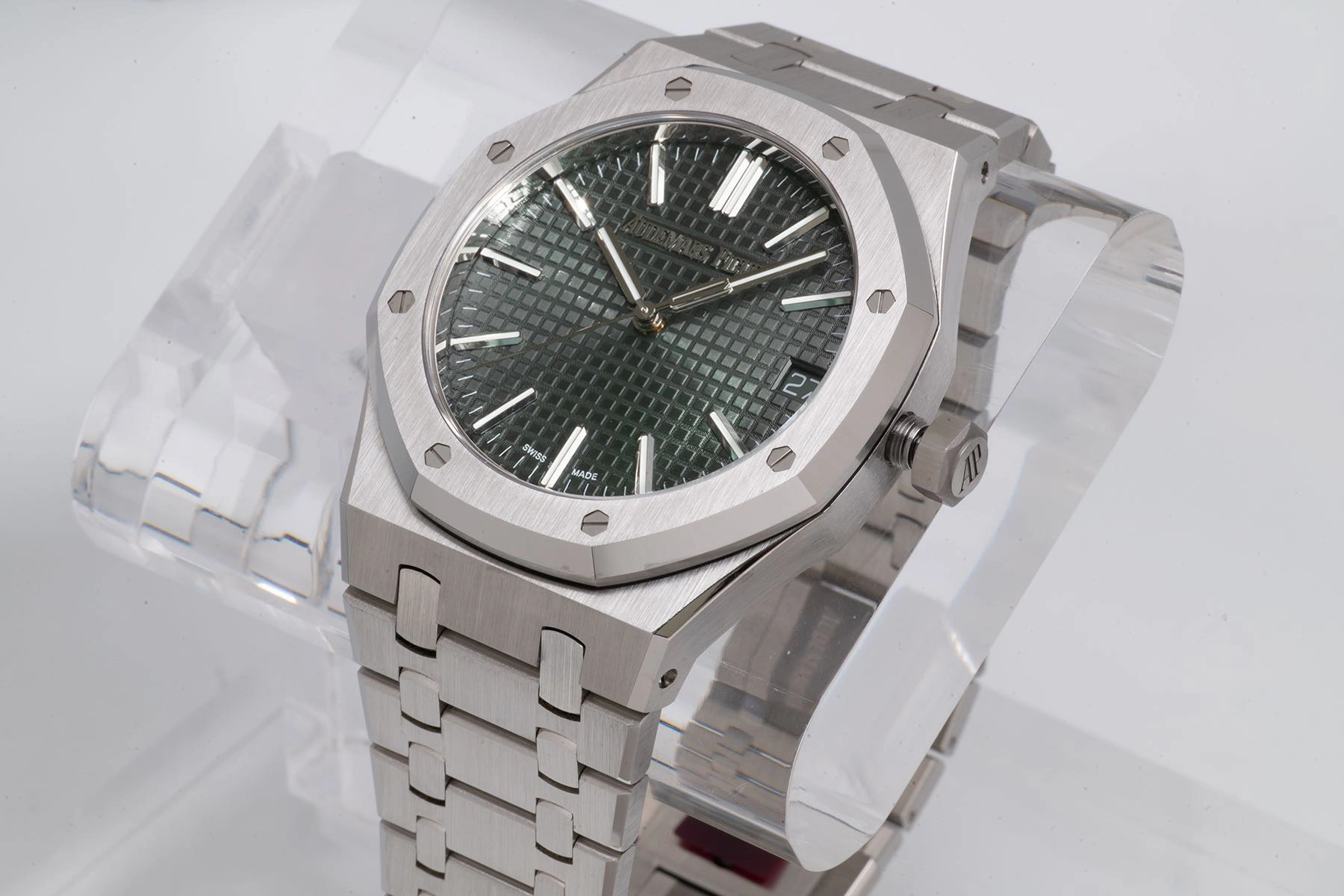 FlexibleFit CBD Factory Audemars Piguet Royal Oak 41mm Khaki Green Dial (15510ST) 1:1 Super Clone – DD4302 Movement 347