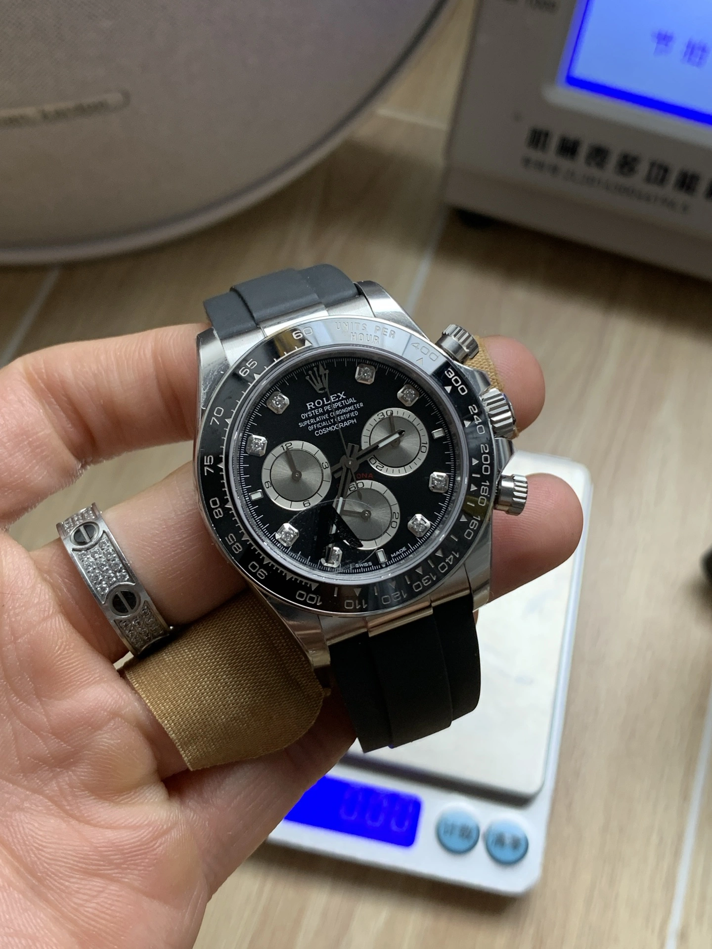 CBD Factory Rolex Cosmograph Daytona White Gold “Ghost” Diamond Dial Rubber Strap (126519LN) 1:1 Super Clone – DD4131 Movement Bold 13