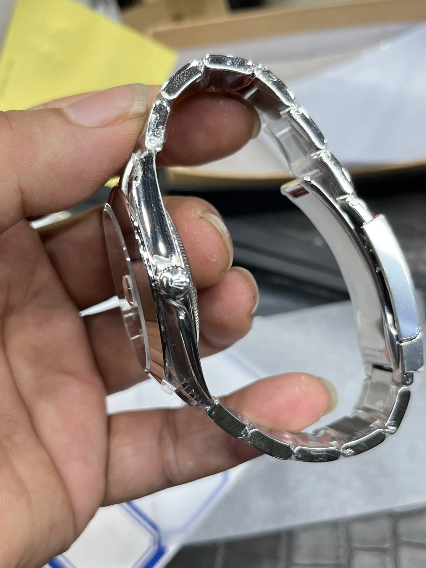CBD Factory Rolex Datejust 41mm Sunburst Slate Grey Dial Smooth Bezel Oyster Bracelet (126300) 1:1 Super Clone – DD3235 Movement Minimalist 76