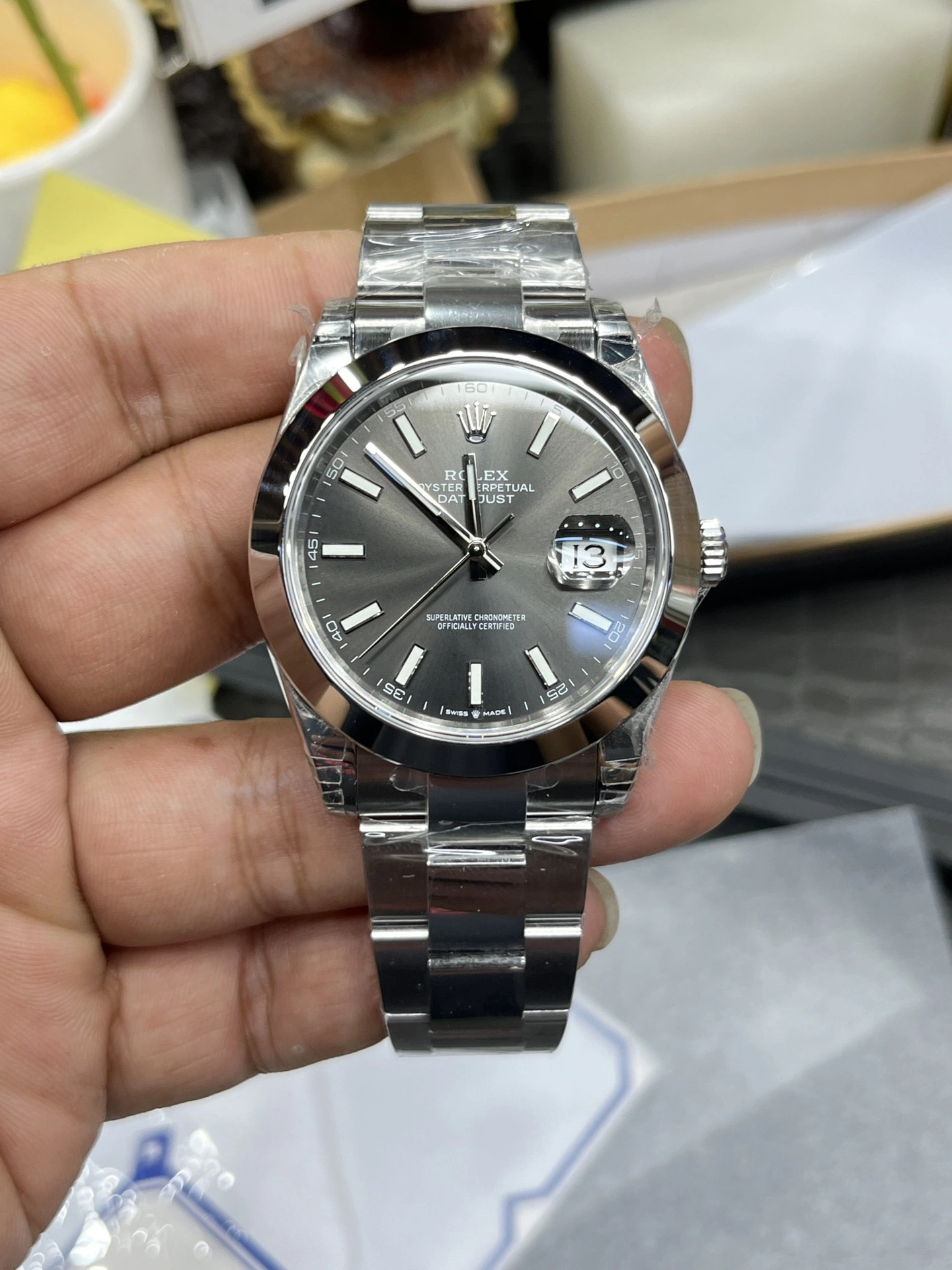 CBD Factory Rolex Datejust 41mm Sunburst Slate Grey Dial Smooth Bezel Oyster Bracelet (126300) 1:1 Super Clone – DD3235 Movement Minimalist 76