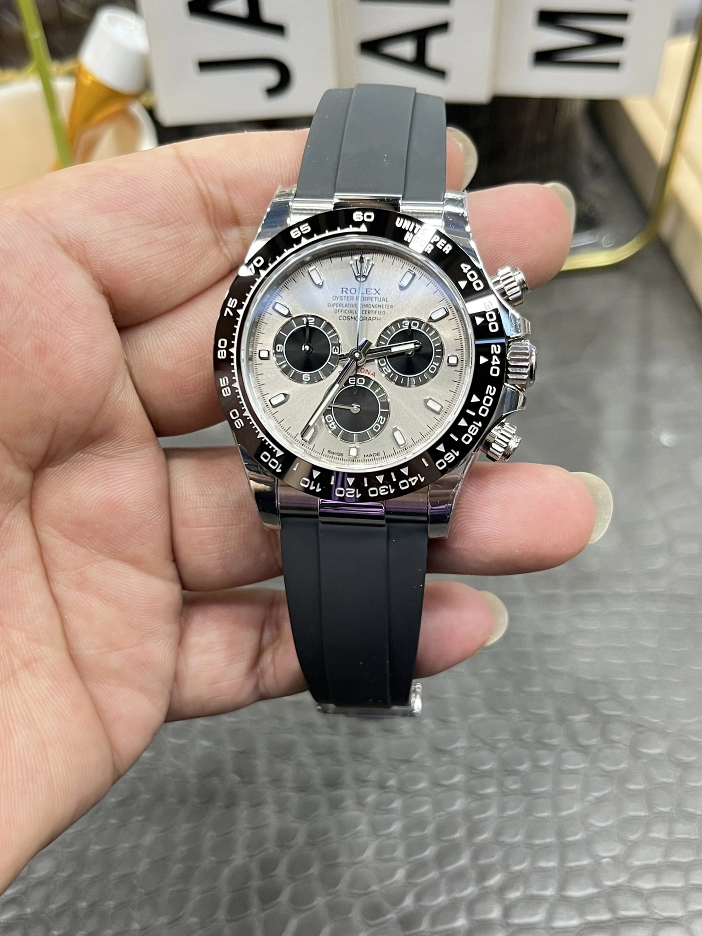 SoftTouch CBD Factory Rolex Cosmograph Daytona “Grey Ghost” Slate Dial Rubber Strap (116519LN) 1:1 Super Clone – DD4130 Movement 29