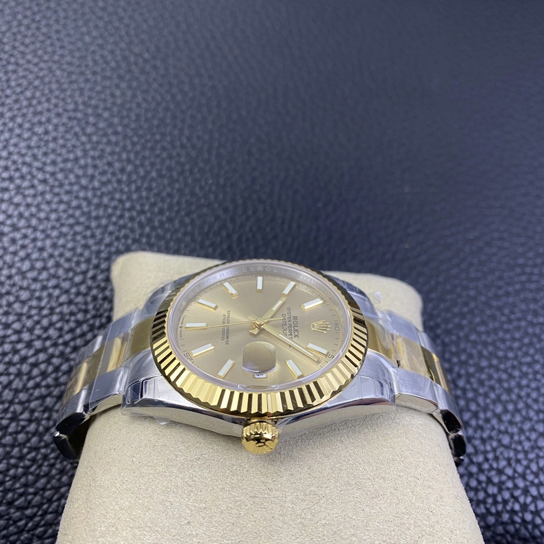 Sophisticated CBD Factory Rolex Datejust 41mm Two-Tone Yellow Gold Champagne Sunburst Dial Fluted Bezel Oyster Bracelet (126333) 1:1 Super Clone – DD3235 Movement 58