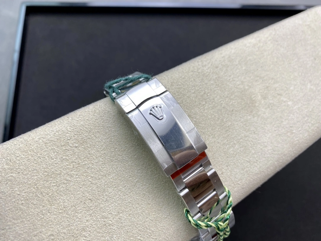CBD Factory Rolex Datejust 41mm Blue Sunburst Dial Fluted Bezel Oyster Bracelet (126334) 1:1 Super Clone – DD3235 Movement Packable 54