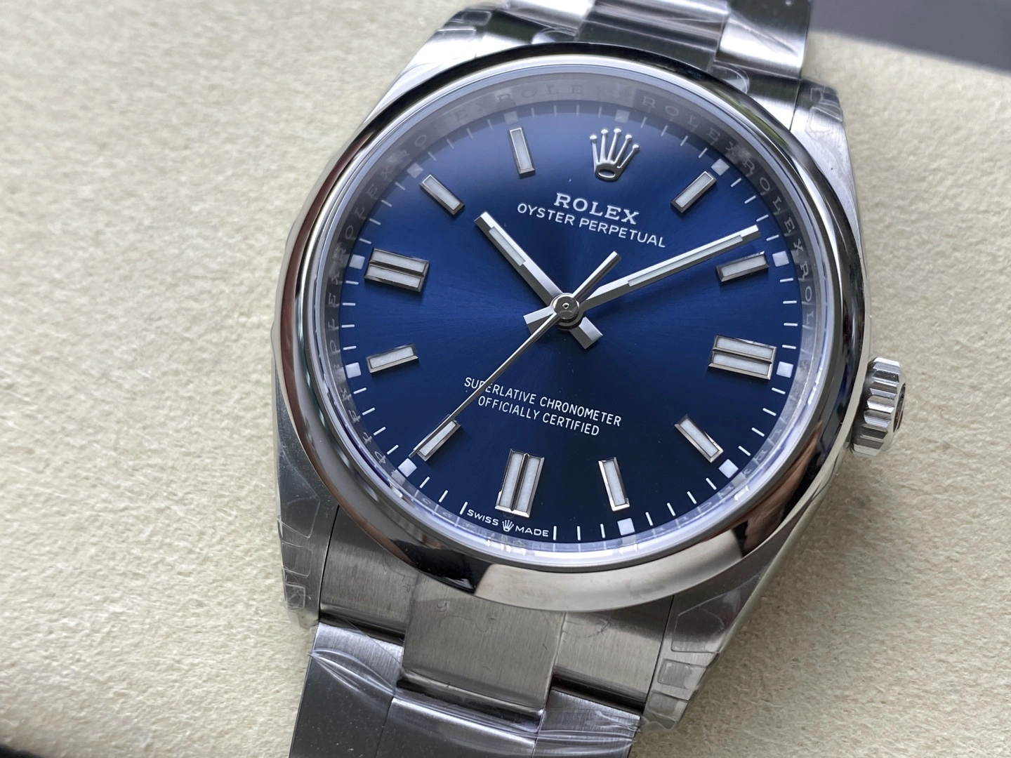 OnTrend CBD Factory Rolex Oyster Perpetual 36mm  Blue Sunburst Dial Smooth Bezel Oyster Bracelet (126000) 1:1 Super Clone – DD3230 Movement 178