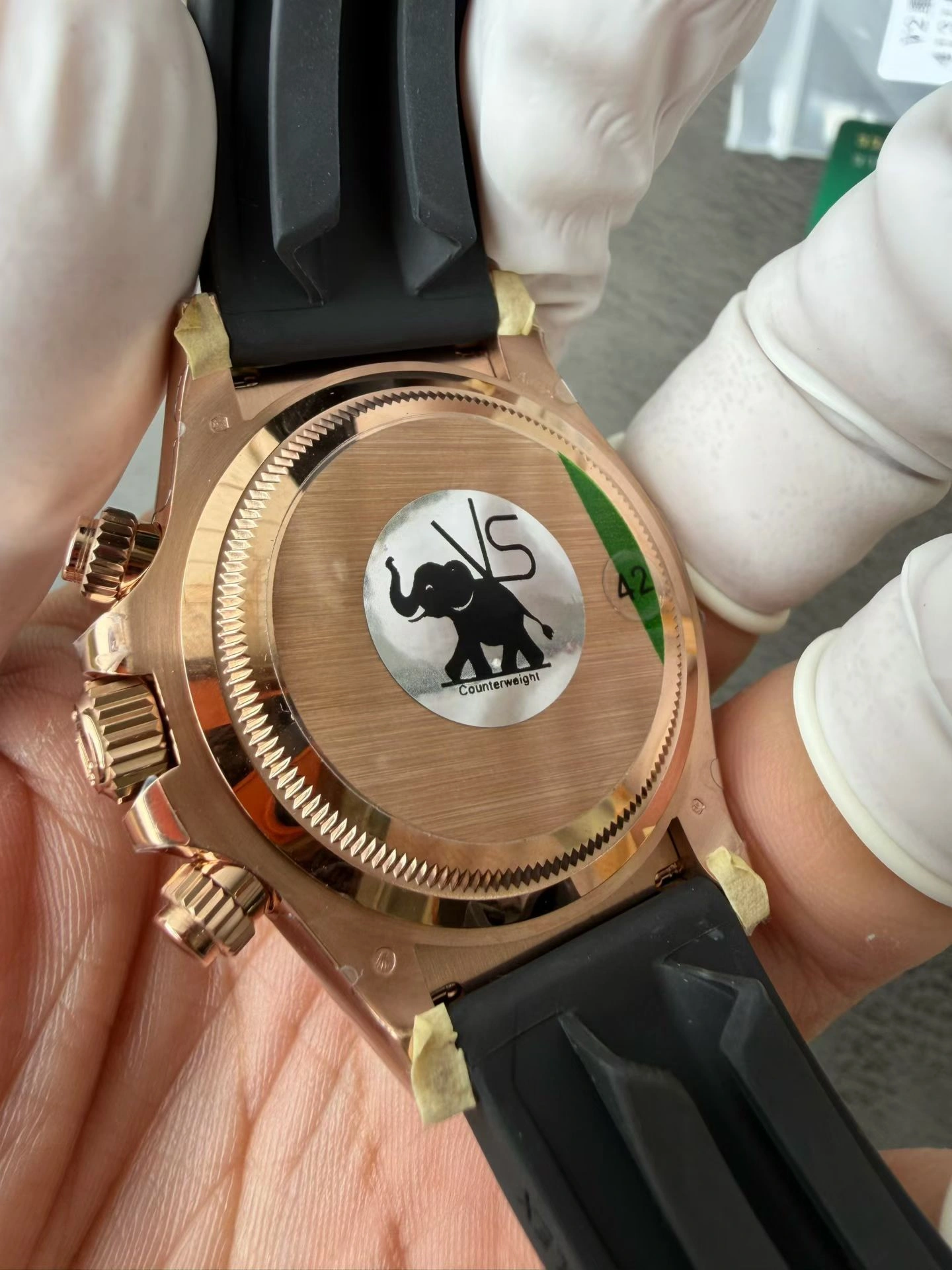 CBD Factory Rolex Daytona 40mm Everose Gold Chocolate Dial Rubber Strap (126515LN) 1:1 Super Clone – DD4131 Movement Snug 9