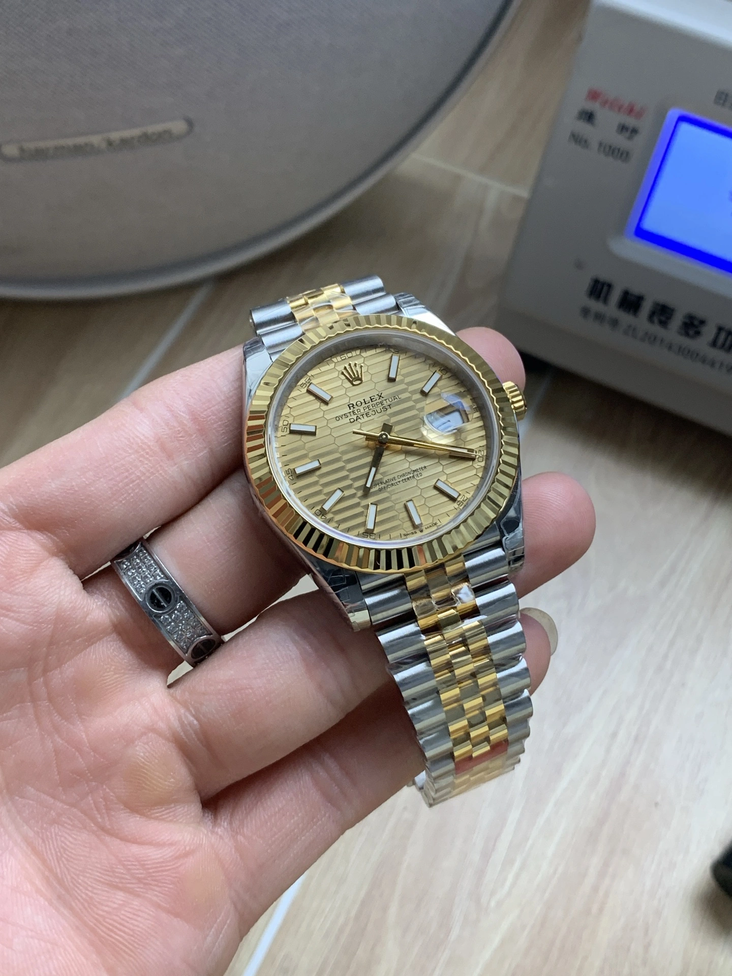 CBD Factory Rolex Datejust 41mm Two-Tone Yellow Gold Fluted Motif Dial Jubilee Bracelet (126333) 1:1 Super Clone – DD3235 Movement Durable 86