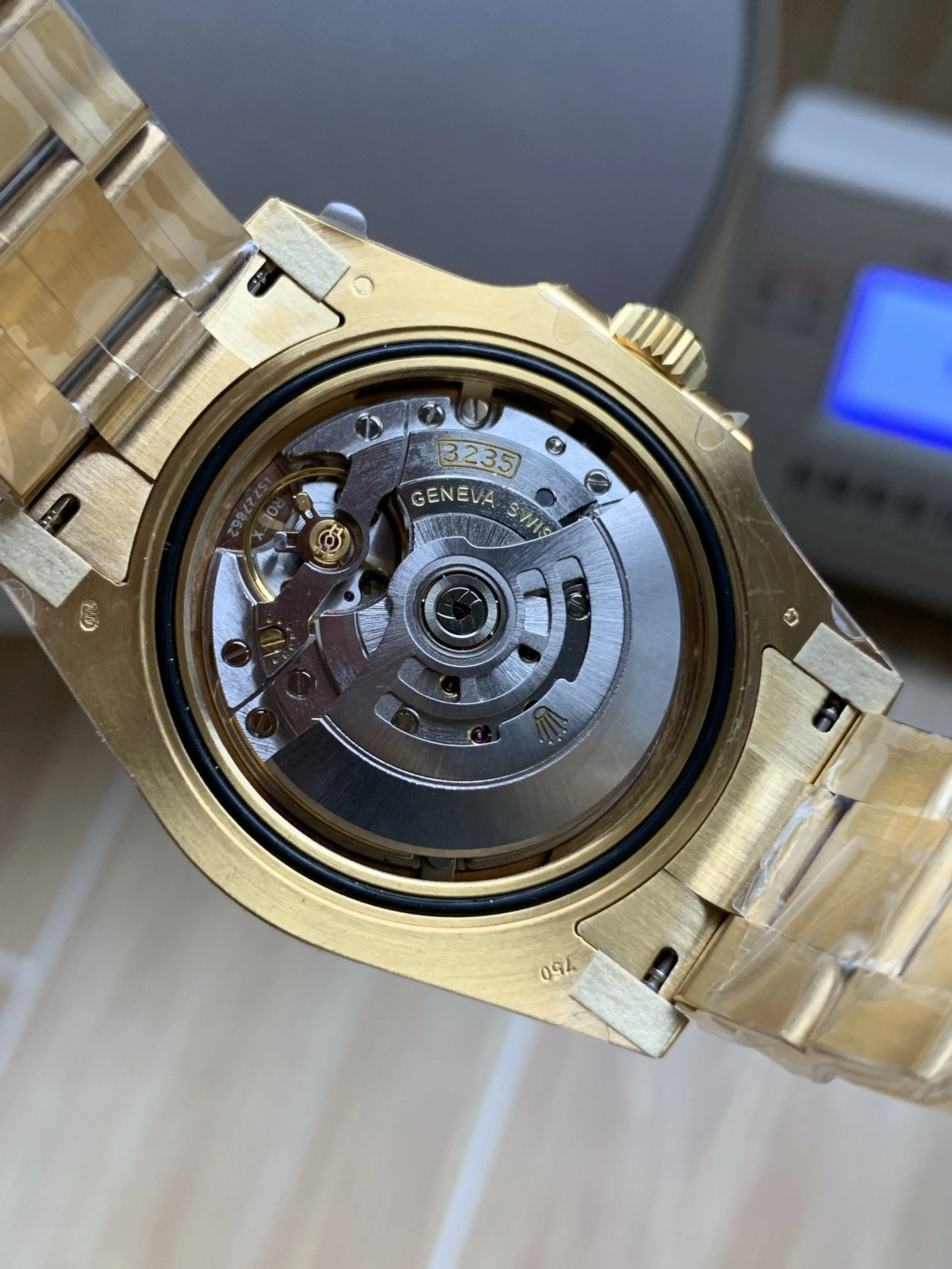 Neat CBD Factory Rolex Submariner Date “Solid Gold Black” 41mm (126618LN) 1:1 Super Clone – DD3235 Movement 204