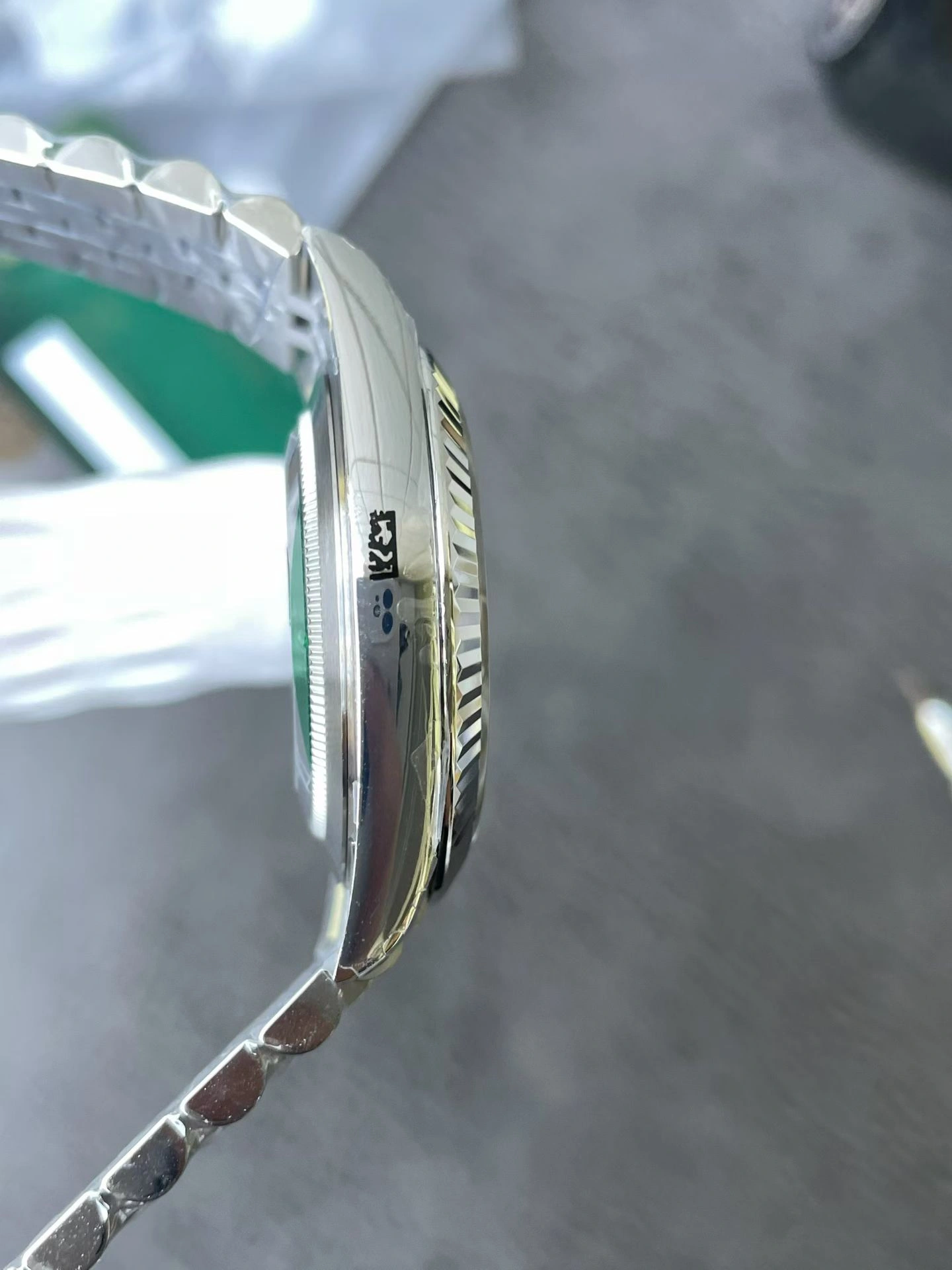 Durable CBD Factory Rolex Datejust 41mm Gradient Green Dial (126334) 1:1 Super Clone – DD3235 Movement 38
