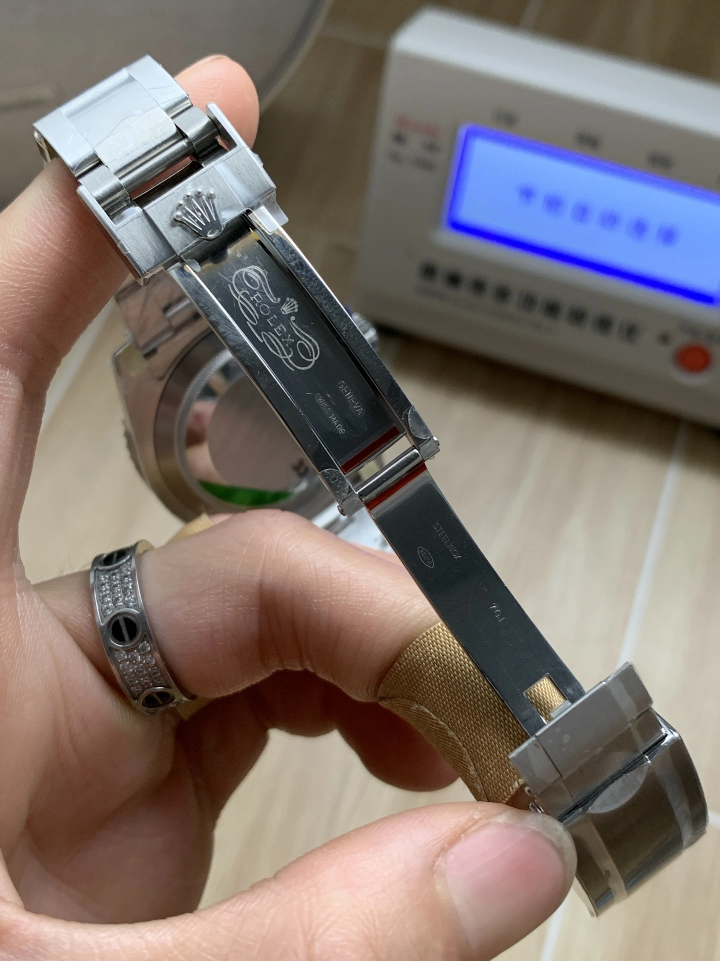 CBD Factory Rolex Submariner Date “Hulk” Green 40mm (116610LV) 1:1 Super Clone – DD3135 Movement RelaxedFit 189