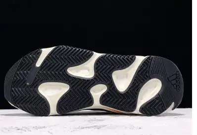 ADIDAS YEEZY BOOST 700 WAVE RUNNER SOLID GREY B75571