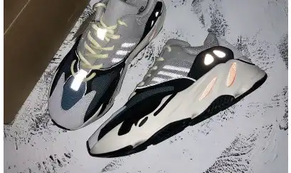 ADIDAS YEEZY BOOST 700 WAVE RUNNER SOLID GREY B75571