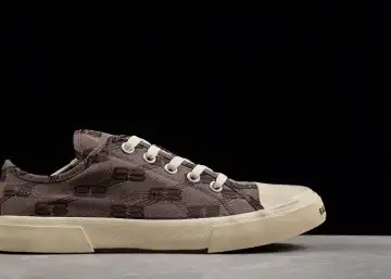 BL Vulc Destr Old BLH-02