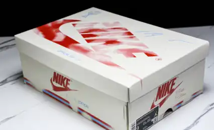 Trophy Room x Air Jordan 1 Low OG “Rookie Card: Home”  HV6157-100