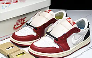 Trophy Room x Air Jordan 1 Low OG “Rookie Card: Home”  HV6157-100