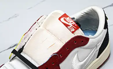 Trophy Room x Air Jordan 1 Low OG “Rookie Card: Home”  HV6157-100
