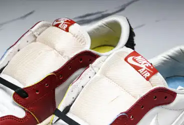 Hyperoad Trophy Room x Air Jordan 1 Low OG “Rookie Card: Home”