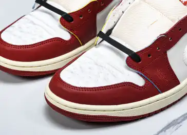 Hyperoad Trophy Room x Air Jordan 1 Low OG “Rookie Card: Home”
