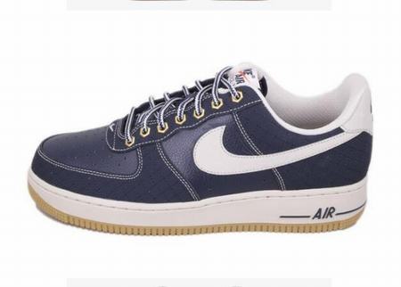 Air Force One Low-022