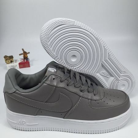 Air Force One Low-005