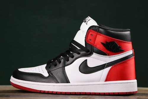 Air Jordan 1 (1) Satin Black Toe Women