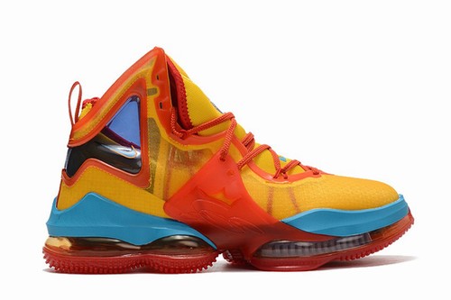 Zoom LeBron XIX(19) Uniform
