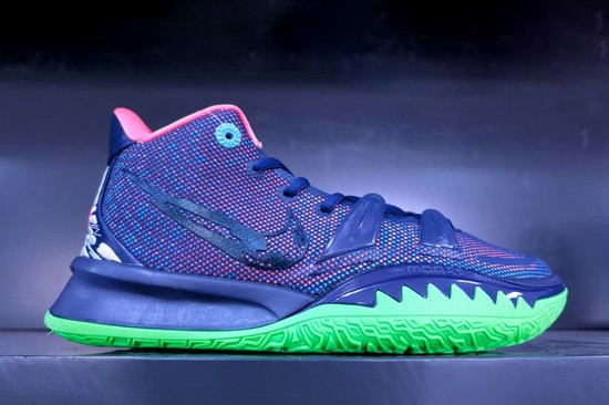 Kyrie Irving 7 EP AN I ME