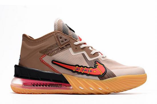 Zoom LeBron 18 Low-005