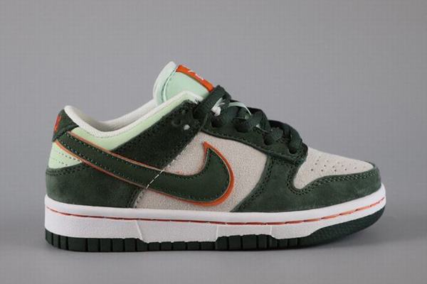Dunk SB Low Grass Green Orange Kids