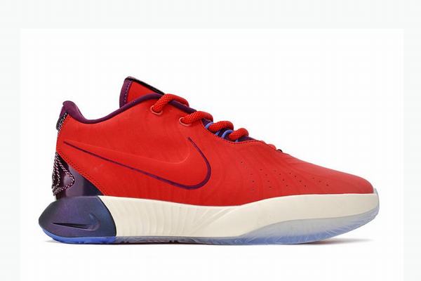 Zoom LeBron 21 Low Red Purple Women