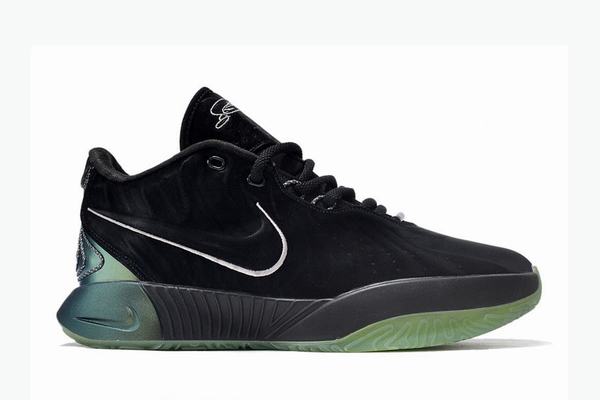 Zoom LeBron 21 Low Black Green Women