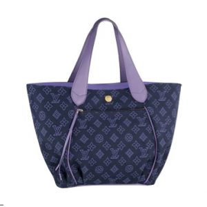 Louis Vuitton Collection Beach – M95983
