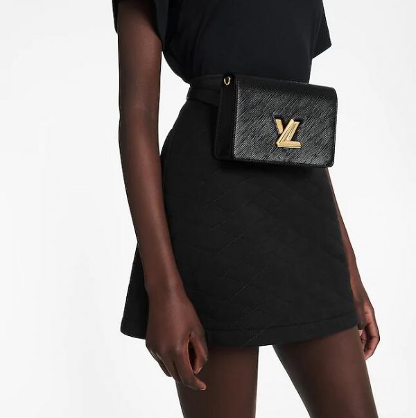 TWIST BELT CHAIN WALLET M68750 - Image 4