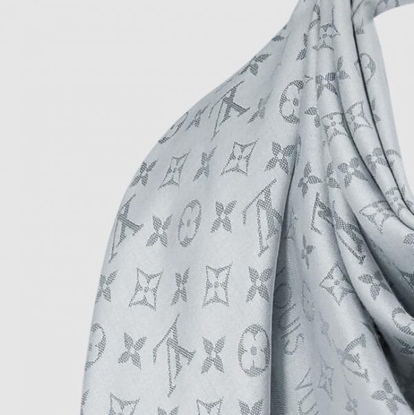 MONOGRAM SHINE SHAWL M76353 - Image 3