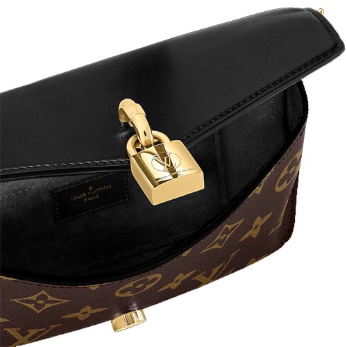 M80559 Padlock on Strap 5 M80559 Padlock on Strap - Image 3