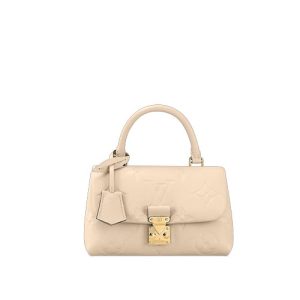M46008 Madeleine BB