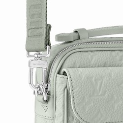 M23152 Mineral Gray Embossed Taurillon Monogram cowhide leather Cowhide-leather trim S-Lock Messenger 3 M23152 Mineral Gray Embossed Taurillon Monogram cowhide leather Cowhide-leather trim S-Lock Messenger - Image 2