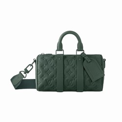M24432 Forest Green Taurillon Monogram embossed cowhide leather Cowhide leather trim Keepall Bandoulière 25 1 M24432