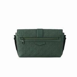 M24439 Forest Green Taurillon Monogram embossed cowhide leather Cowhide leather trim S-Cape Messenger 7 M24439 Forest Green Taurillon Monogram embossed cowhide leather Cowhide leather trim S-Cape Messenger