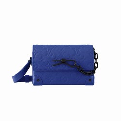 M82571 Racing Blue Embossed Taurillon Monogram cowhide leather Cowhide leather trim Steamer Wearable Wallet 1 M82571 Racing Blue Embossed Taurillon Monogram cowhide leather Cowhide leather trim Steamer Wearable Wallet