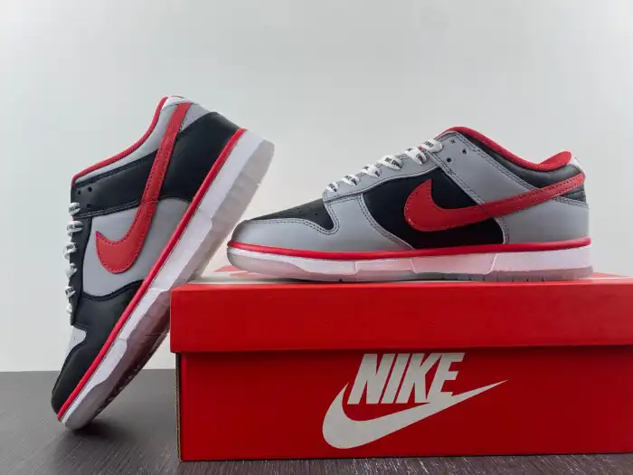 Nike Dunk Low Clark Atlanta University DR6189-001