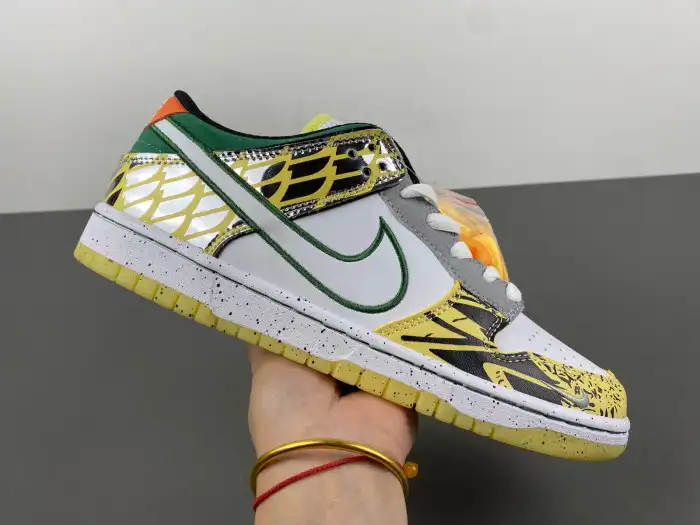 Nike Dunk Low What the Duck Away University of Oregon PE HV1454-100