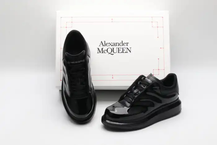 MQ SNEAKERS