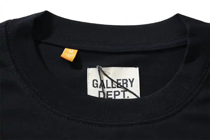 GA11ERY DEPT. T-SHIRT 24042322