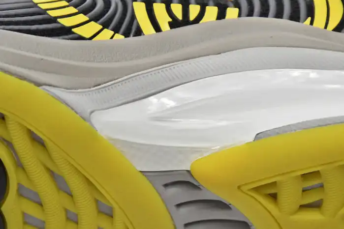 Gucc Run Sneakers Black Yellow