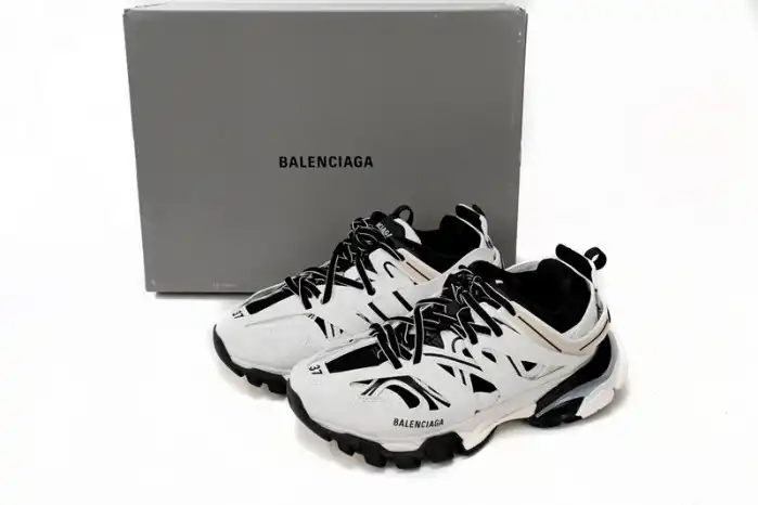 BLCG TRACK SNEAKER 542436 W3NH3 7261