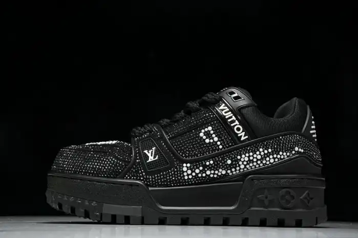 LV TRAINER MAXI 24111603