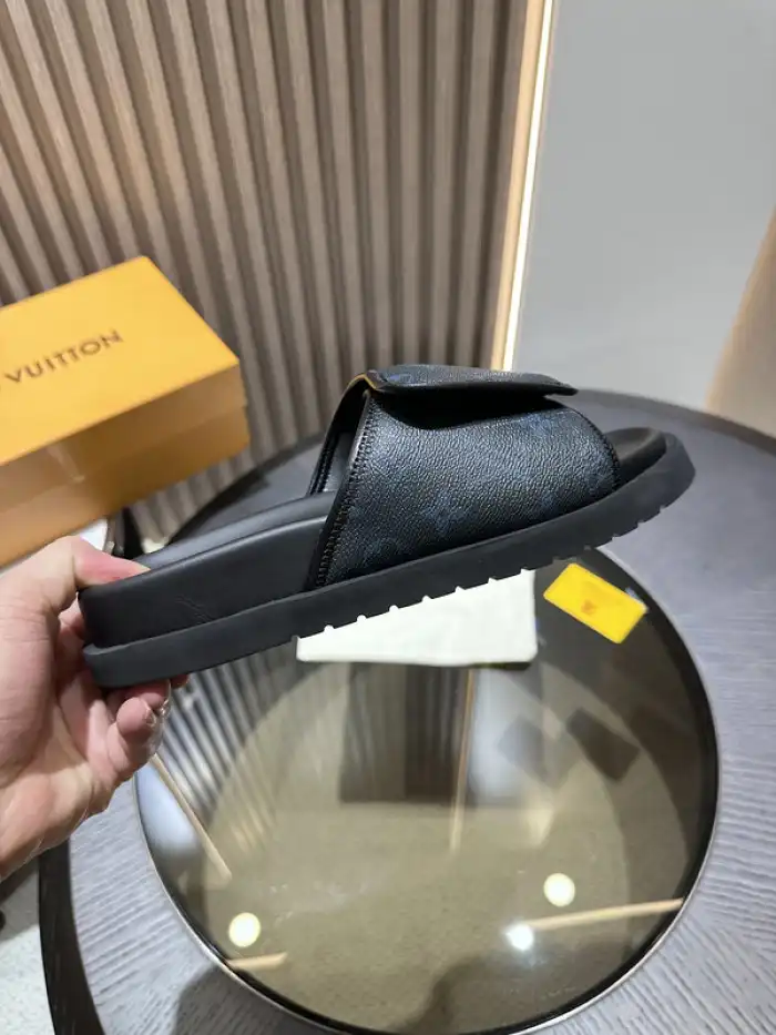 LV Miami Mule 24052703